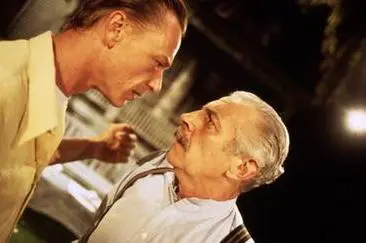Read more about the article REVIEW: All My Sons, Cottesloe, National Theatre (2000)