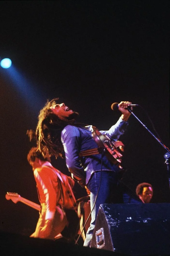 Read more about the article NEWS: Get Up Stand Up! The Bob Marley Musical to book to April 2022 with Arinzé Kene in the lead