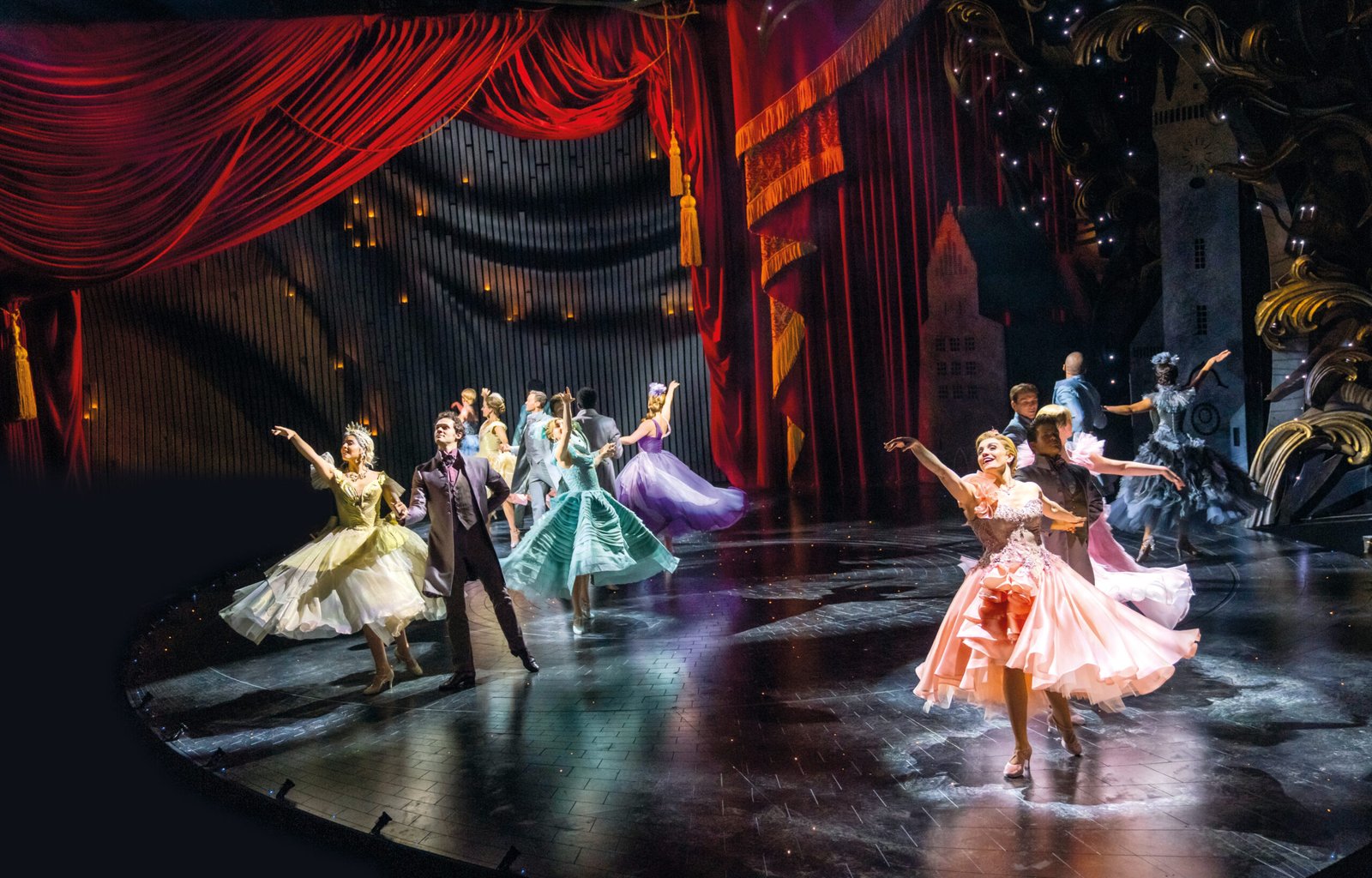 Read more about the article NEWS: CINDERELLA returning 18th August for new World Premiere on Wednesday 25th August.  <br> EXCITING  FOOTAGE from the show