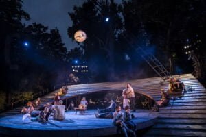Read more about the article REVIEW: Carousel, Open Air Theatre Regent’s Park (2021)