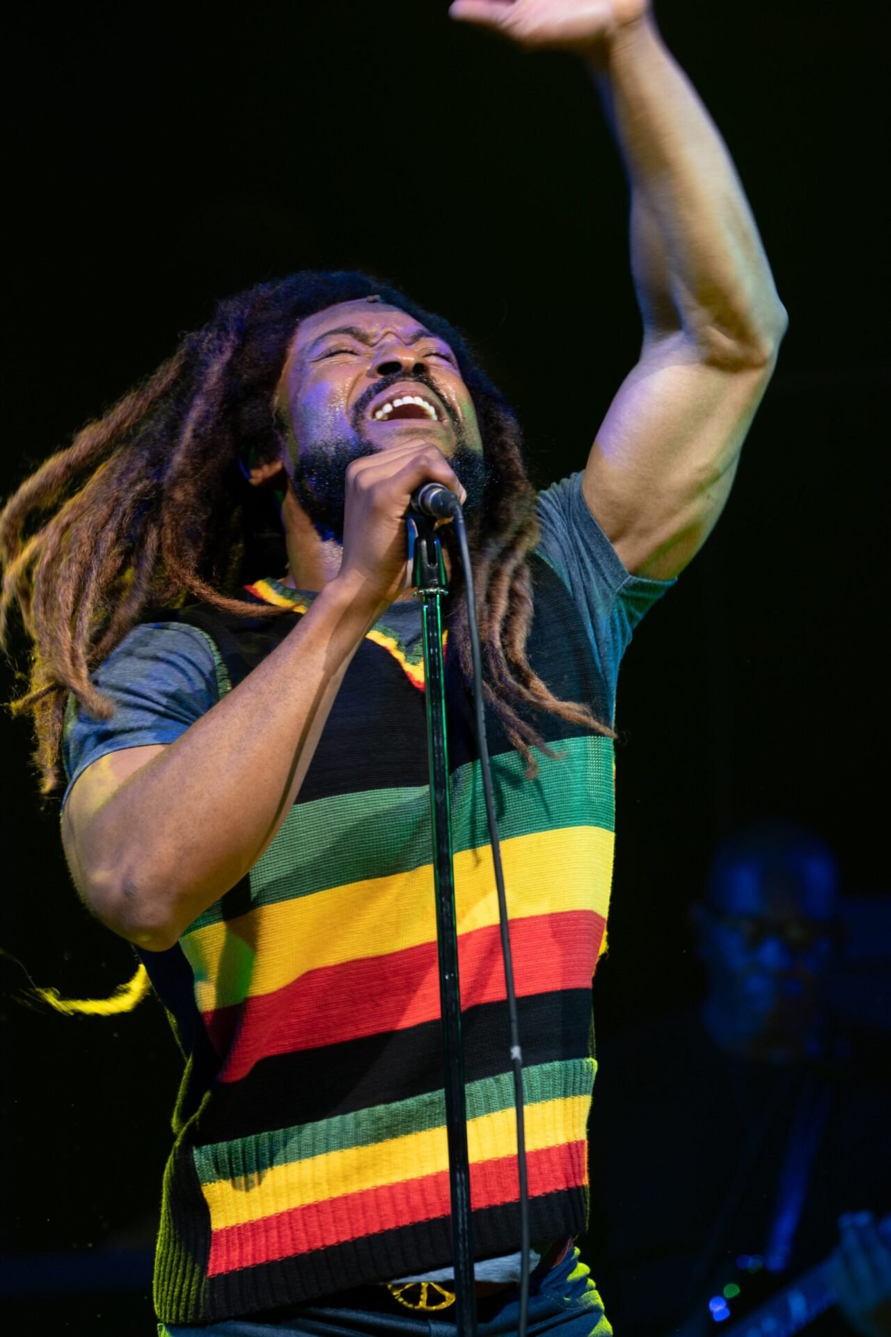 review-get-up-stand-up-the-bob-marley-musical-lyric-theatre-2021