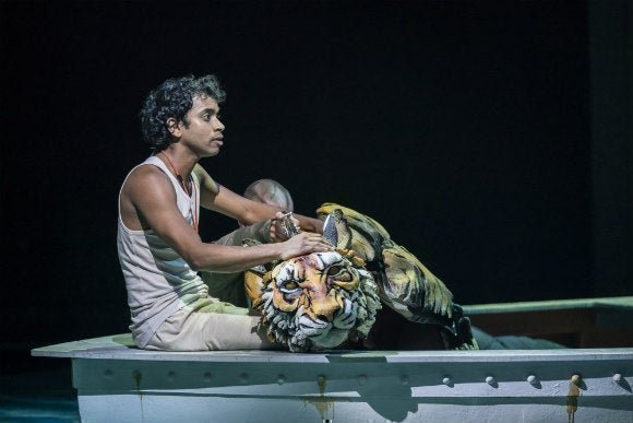 Read more about the article NEWS: Life of Pi opens at Wyndhams 15 November 2021