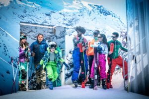 Read more about the article REVIEW: Force Majeure, Donmar Warehouse (2022)