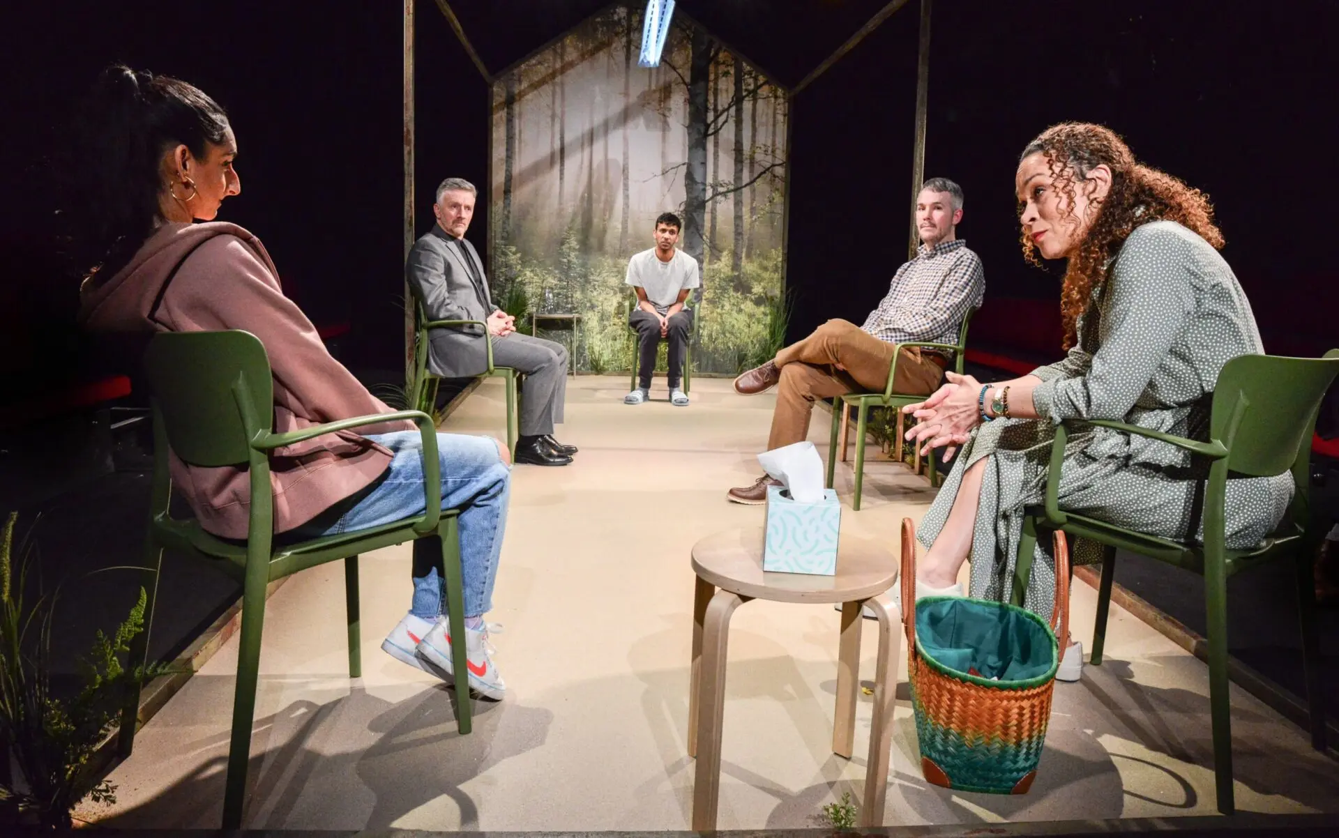 Read more about the article REVIEW: The Animal Kingdom, Hampstead Downstairs (2022)