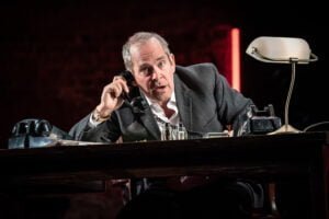 Read more about the article REVIEW: Patriots, Noël Coward Theatre  (2023)