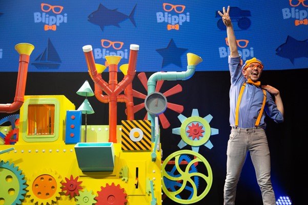 Read more about the article REVIEW: Blippi the musical, Apollo Theatre (2022)