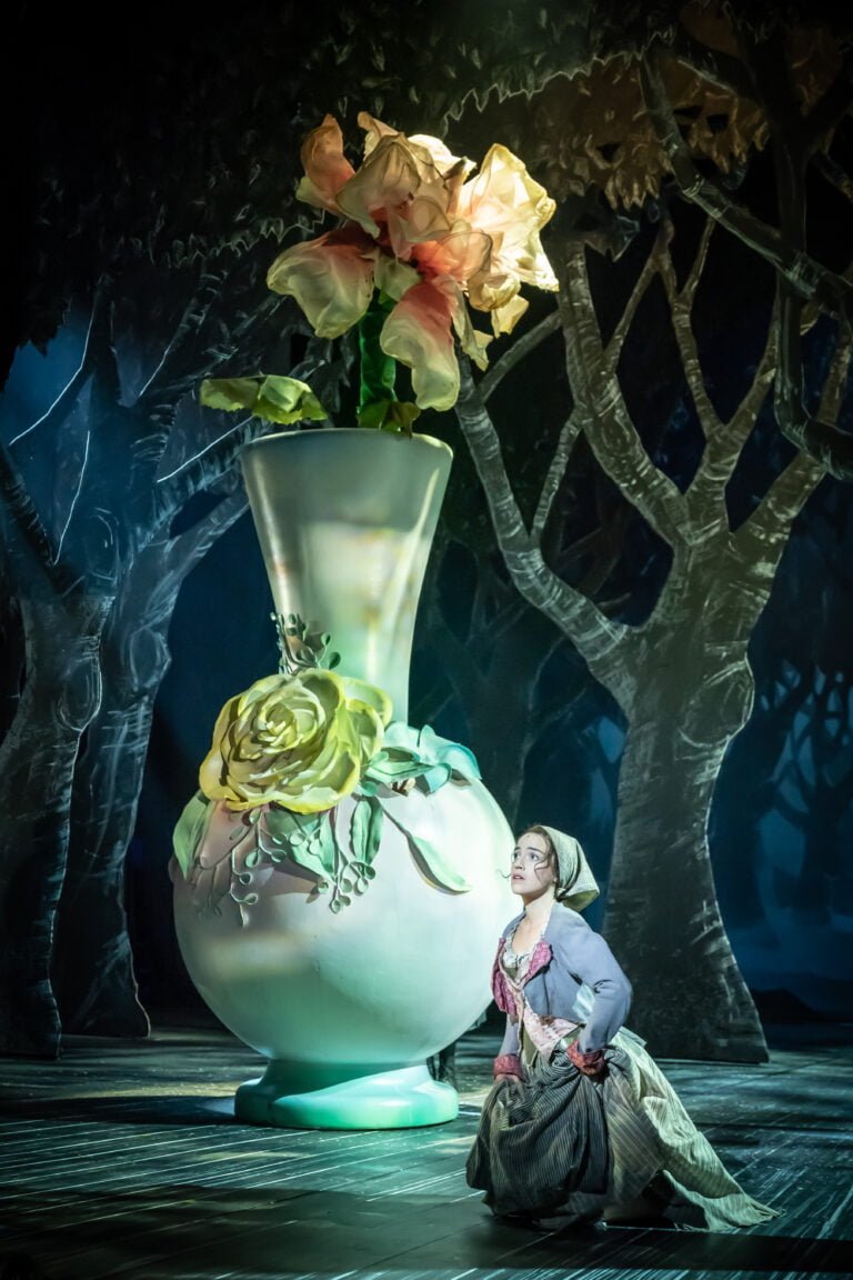 REVIEW Into The Woods, Theatre Royal Bath (2022) TheatreVibe