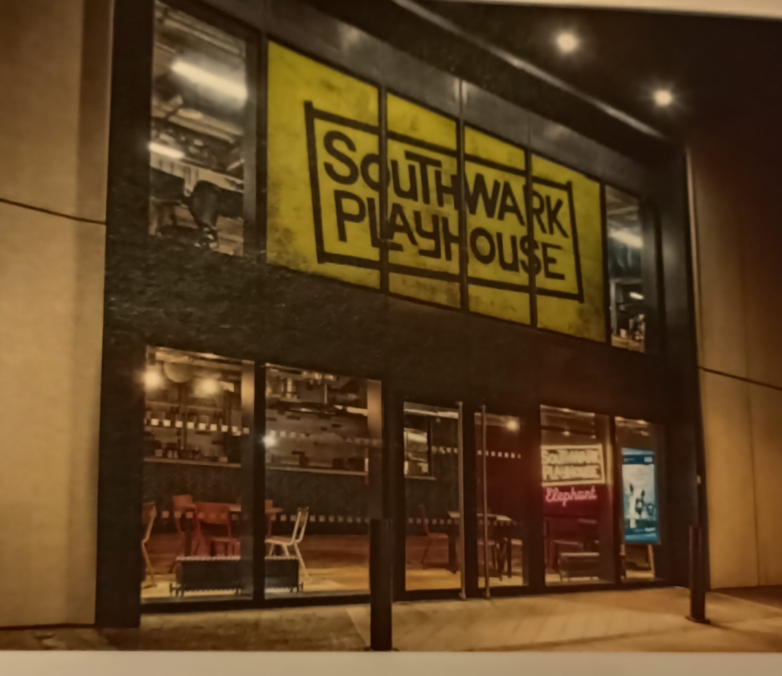 Read more about the article REVIEW: The Walworth Farce, Southwark Playhouse, Elephant  (2023)