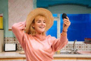 Read more about the article REVIEW: Shirley Valentine, Duke of York’s (2023)