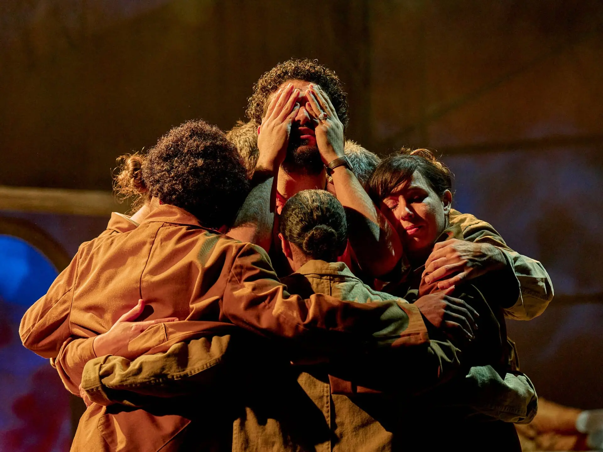 Read more about the article REVIEW: The Beekeeper of Aleppo, Richmond Theatre (2023)