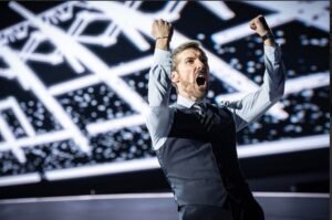 Read more about the article Review: Dear England, Olivier and National Tour 2025-6