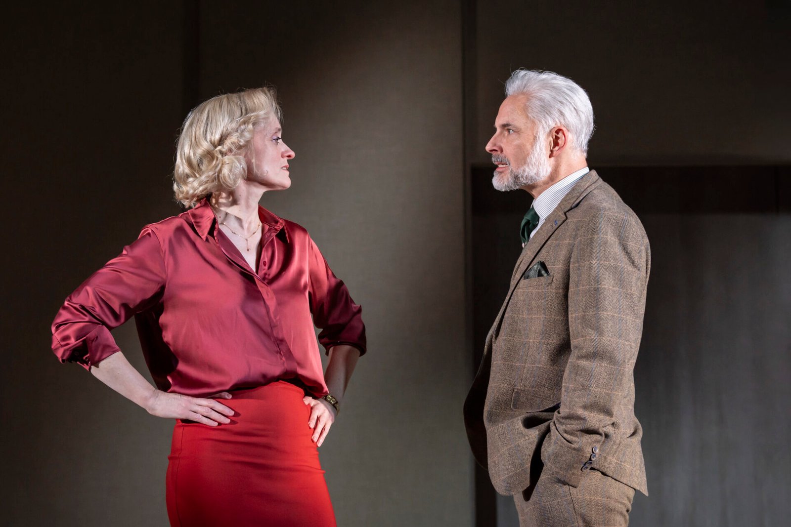 Read more about the article REVIEW: The Little Foxes, Young Vic (2024)