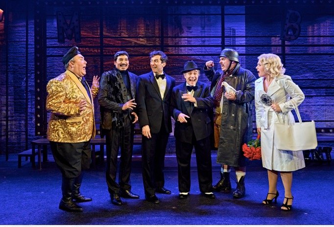 Read more about the article NEWS: The Producers transfers to the Garrick from September 2025