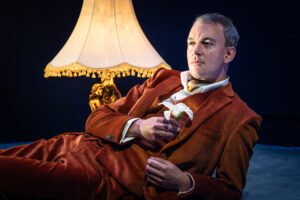 Read more about the article REVIEW: The Importance of Being Oscar, Jermyn Street (2025)