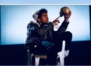Read more about the article REVIEW: Hamlet, Lyttelton Theatre National (2025)